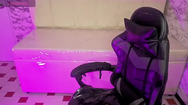 Luna Star v online show from November 30, 3:40 am