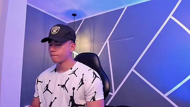 Draven Marceaux online show from February 13, 11:21 am