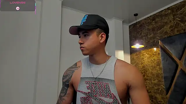 Draven Marceaux online show from April 13, 11:36 am