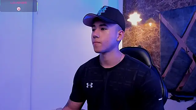 Draven Marceaux online show from April 18, 11:23 am