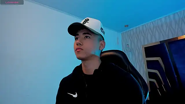 Draven Marceaux online show from November 10, 11:26 am