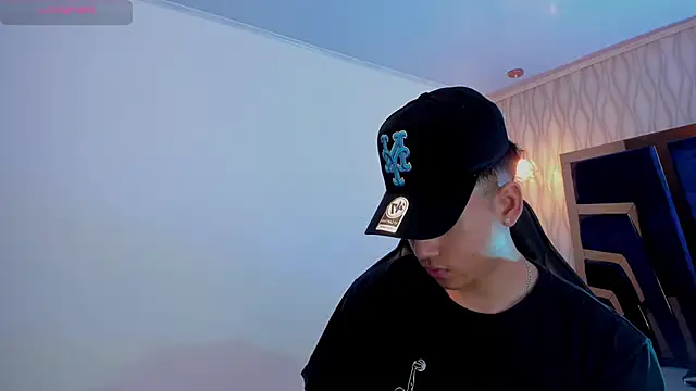 Draven Marceaux online show from February 28, 11:43 am