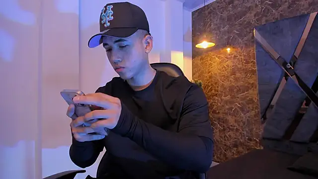 Draven Marceaux online show from January 18, 4:32 pm