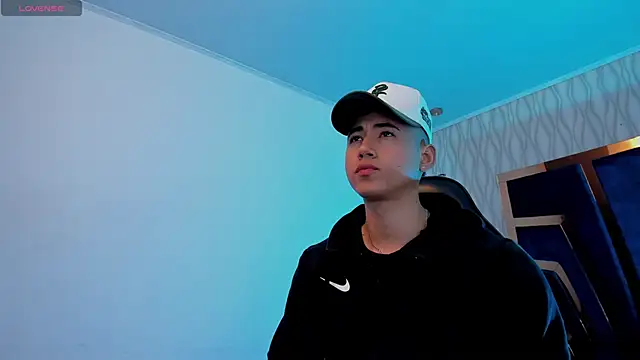 Draven Marceaux online show from November 15, 11:14 am