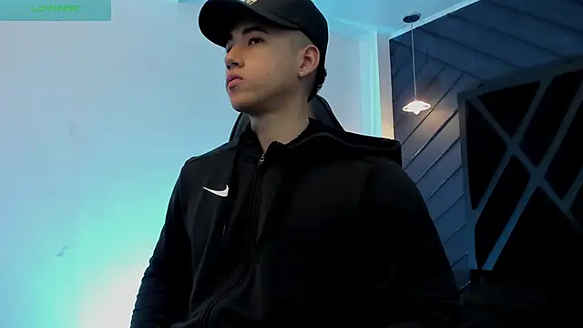 Draven Marceaux online show from December 4, 11:20 am