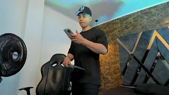 Draven Marceaux online show from March 6, 2:23 pm