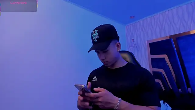 Draven Marceaux online show from April 5, 5:14 am