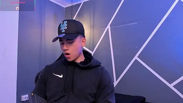 Draven Marceaux online show from February 14, 11:43 am