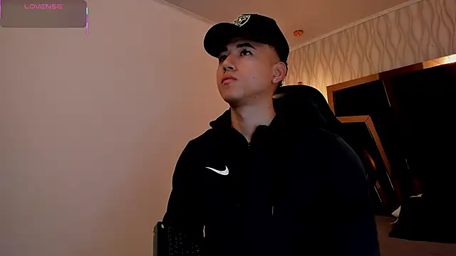 Draven Marceaux online show from March 14, 11:27 am