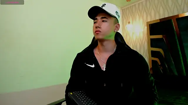 Snapshot of Draven_Marceaux chatting on September 30, 11:27 am Draven Marceaux online show from September 30, 11:27 am