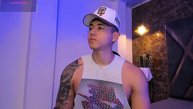 Draven Marceaux online show from April 20, 11:24 am