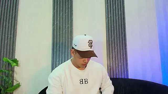Snapshot of Draven_Marceaux chatting on July 7, 11:25 am Draven Marceaux online show from July 7, 11:25 am