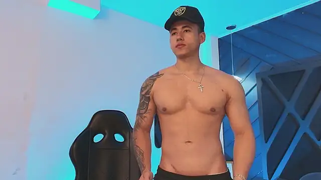 Draven Marceaux online show from March 23, 1:44 pm