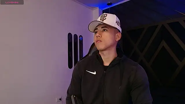 Draven Marceaux online show from March 26, 11:19 am