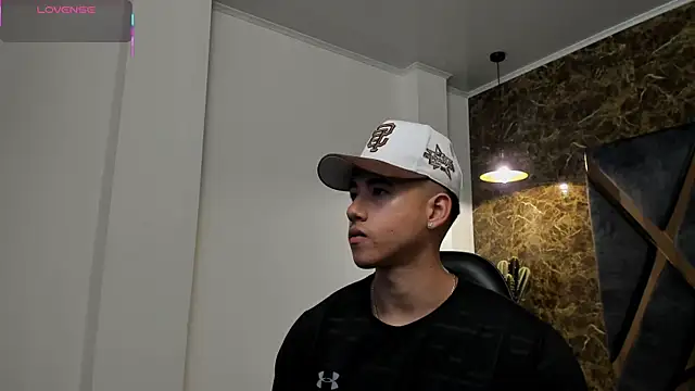 Draven Marceaux online show from April 14, 11:37 am