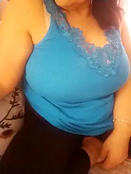 zerdaliii online show from April 13, 3:27 pm