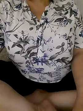 zerdaliii online show from July 2, 9:32 pm