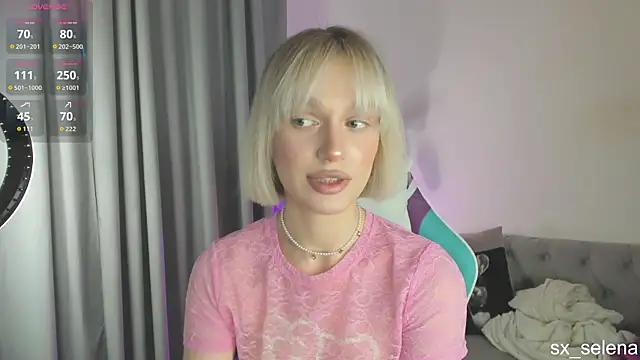 Ice Strawberry online show from March 29, 3:08 am