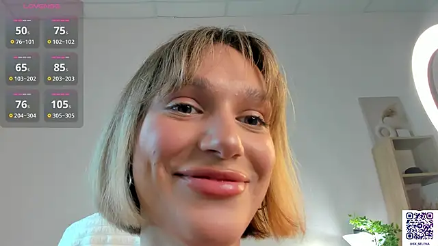 Ice Strawberry online show from September 28, 2:07 am