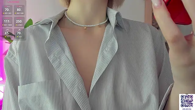 Ice Strawberry online show from March 7, 3:02 am