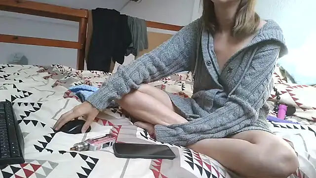 annaellex online show from October 15, 11:07 am