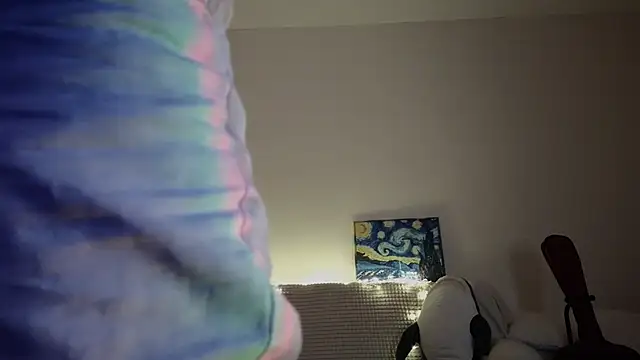 Snapshot of Pixxxis chatting on November 27, 1:06 am Pixxxis online show from November 27, 1:06 am