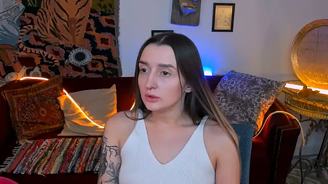 AliceLids online show from September 26, 1:07 pm