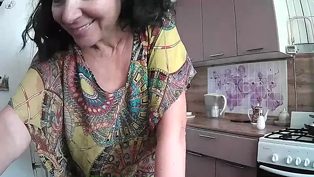 Snapshot of ValleriWind chatting on July 19, 10:56 am ValleriWind online show from July 19, 10:56 am