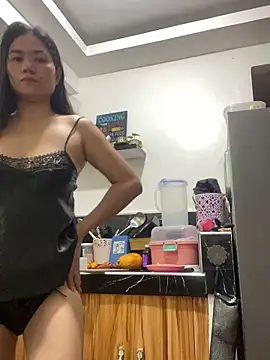 wildpussycat69 online show from May 16, 1:37 am
