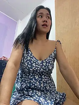 wildpussycat69 online show from May 14, 7:27 am