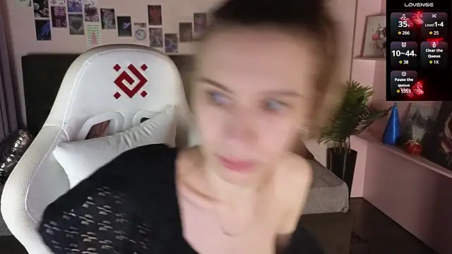 kaleriyaa  online show from February 16, 1:26 am