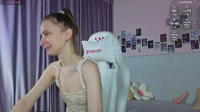 kaleriyaa  online show from April 11, 1:24 am