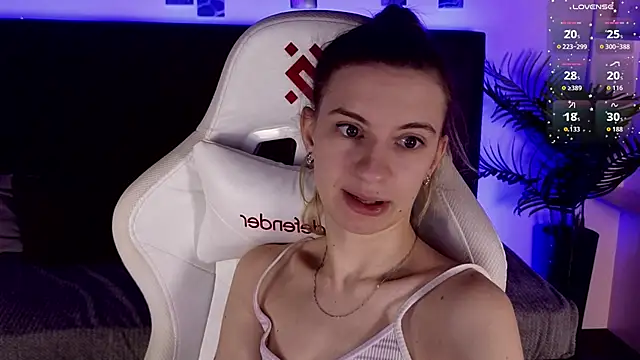 kaleriyaa  online show from February 8, 1:25 am