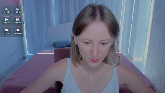 LuluChiiii online show from September 23, 10:11 am