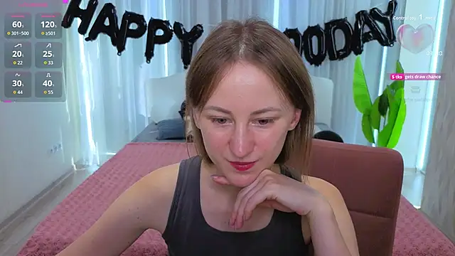 LuluChiiii online show from November 1, 11:04 am