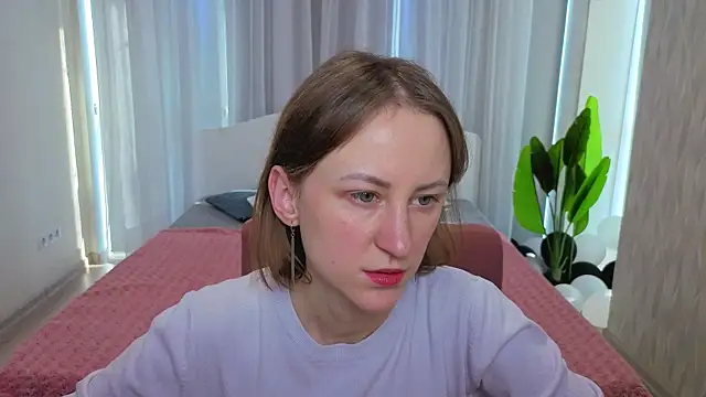 LuluChiiii online show from November 14, 10:52 am