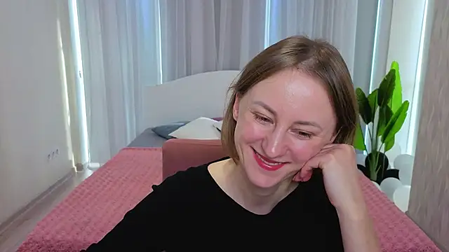 LuluChiiii online show from November 17, 10:52 am