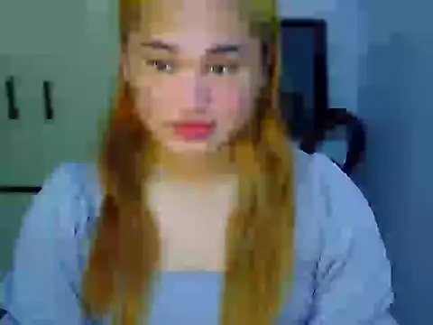 Snapshot of Annierose_ts chatting on February 5, 7:43 pm Annierose ts online show from February 5, 7:43 pm