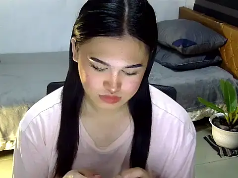 Annierose ts online show from September 19, 10:30 am