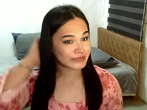 Annierose ts online show from September 13, 8:14 am