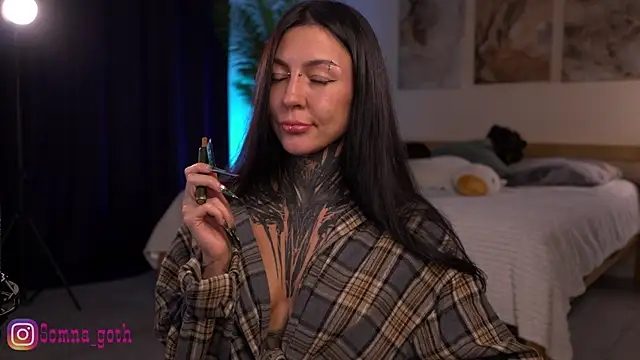 Alise Eve  online show from March 31, 5:37 pm