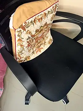 linishal online show from October 13, 4:52 pm