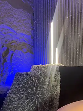 ALYSON HARPER online show from February 25, 11:10 am