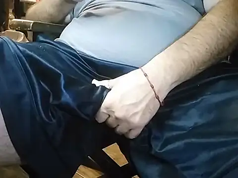 BabyBearMilk online show from March 31, 6:15 am