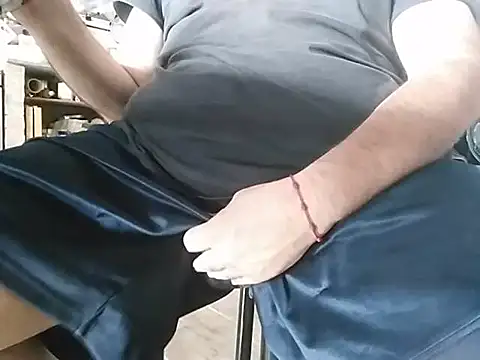 BabyBearMilk online show from March 24, 5:13 pm