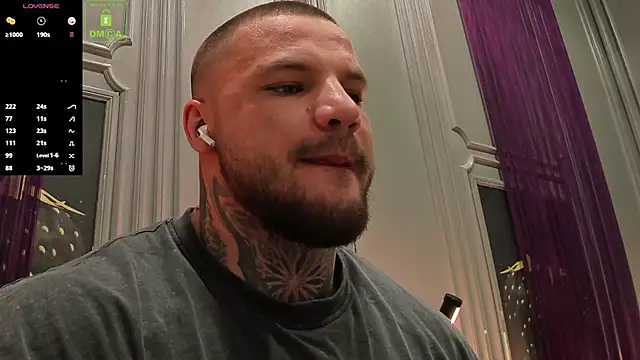 OliverSport online show from December 4, 4:44 am