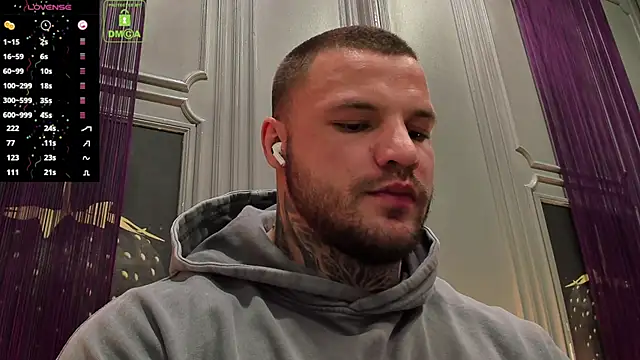 OliverSport online show from November 15, 3:49 pm