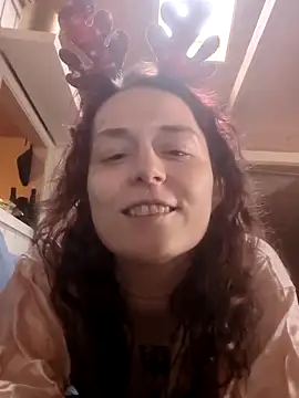 Snapshot of marijacucu chatting on October 29, 11:53 am marijacucu online show from October 29, 11:53 am