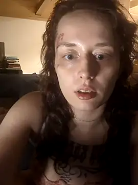 Snapshot of marijacucu chatting on October 28, 9:14 pm marijacucu online show from October 28, 9:14 pm