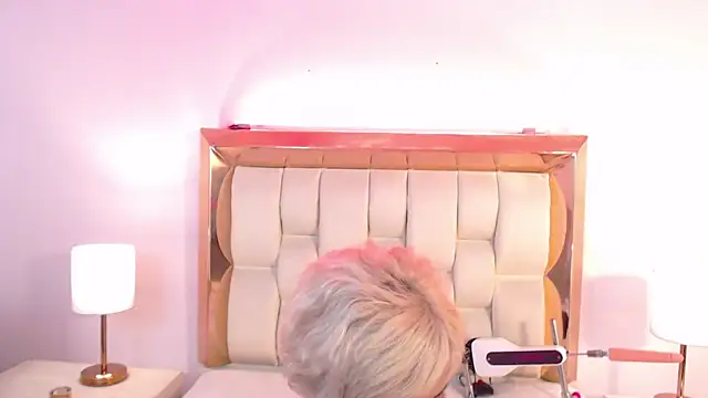 EvaMontenegro online show from October 28, 4:17 pm